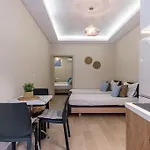 Lägenhet Ap 9 - Front Pool, Kitchen & Parking - Goro Himare